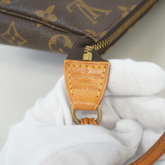 Auth Louis Vuitton Monogram Pochette Accessoir M51980 Women's Pouch - Picture 5 of 9